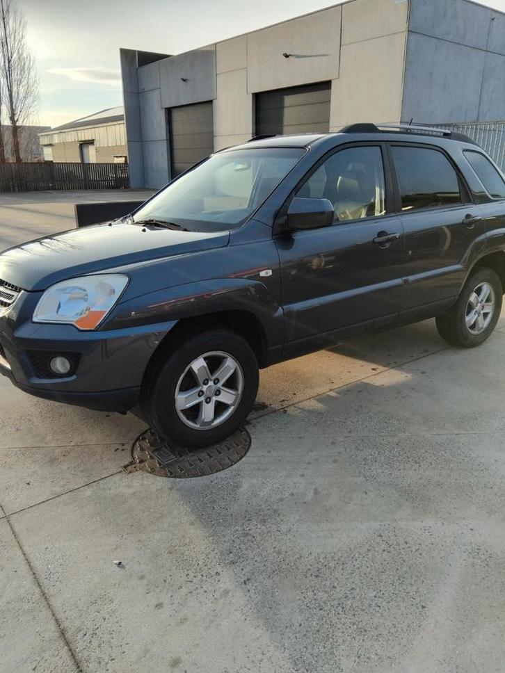 Kia sportage full option grijs 116500km, Autos, Kia, Particulier, Sportage, Sièges chauffants, Attache-remorque, Gris, Cuir, Enlèvement