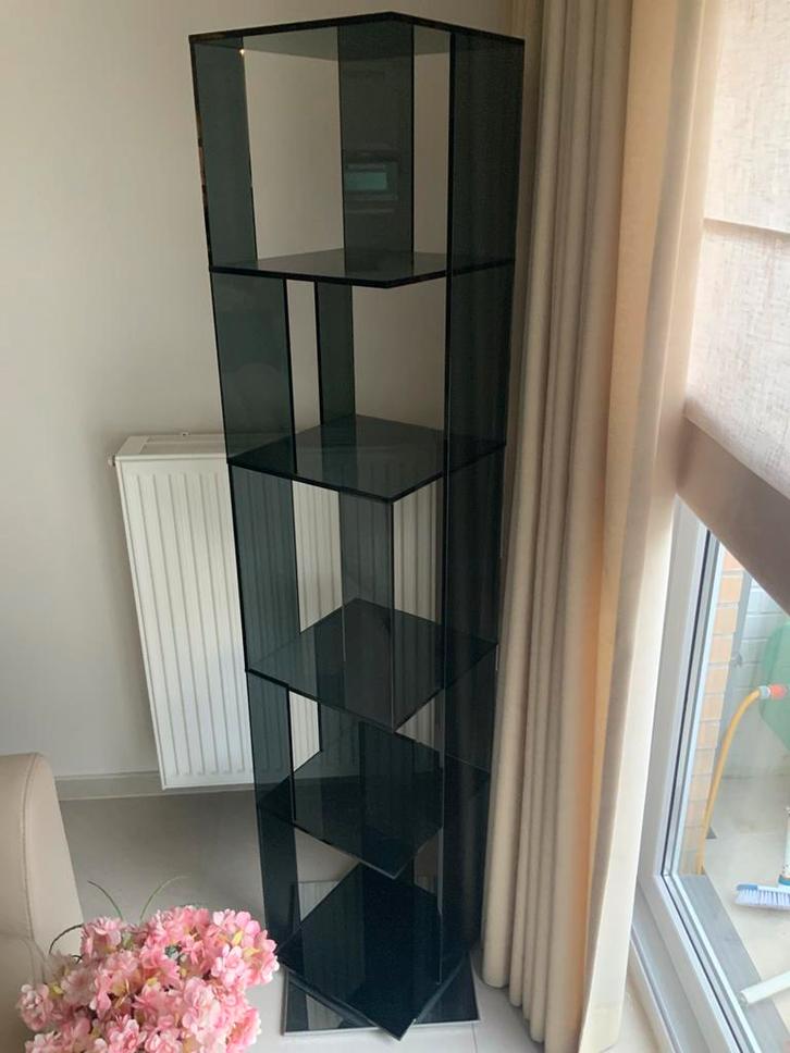 Vitrine - Étagère rotative, Maison & Meubles, Armoires | Vitrines, Comme neuf, Enlèvement