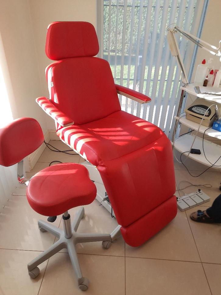 behandelstoel, Elektronische apparatuur, Persoonlijke Verzorgingsapparatuur, Zo goed als nieuw, Hand- en Voetverzorging, Ophalen