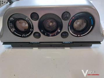 Suzuki Swift kachelbedieningspaneel + airco '08 beschikbaar voor biedingen