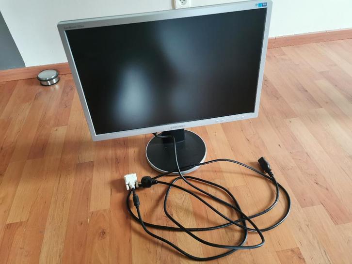 Moniteur PC Samsung SyncMaster 225BW, Informatique & Logiciels, Moniteurs, Utilisé, DVI, Enlèvement