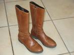 Een paar lederen laarzen Kickers, maat 37, Bottes, Enlèvement ou Envoi, Utilisé, Fille