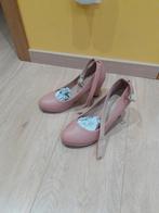 escarpin rose shein pointure 38, Kleding | Dames, Schoenen, Pumps, Ophalen of Verzenden, SHEIN, Roze