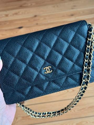 Chanel wallet on chain zwart caviar beschikbaar voor biedingen