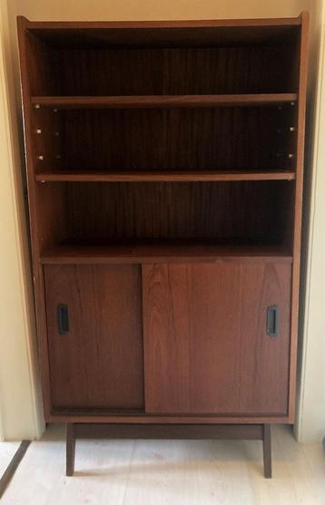 Vintage Midcentury modern boekenkast beschikbaar voor biedingen