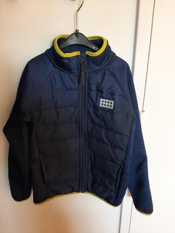 Vest lego maat 110 beschikbaar voor biedingen