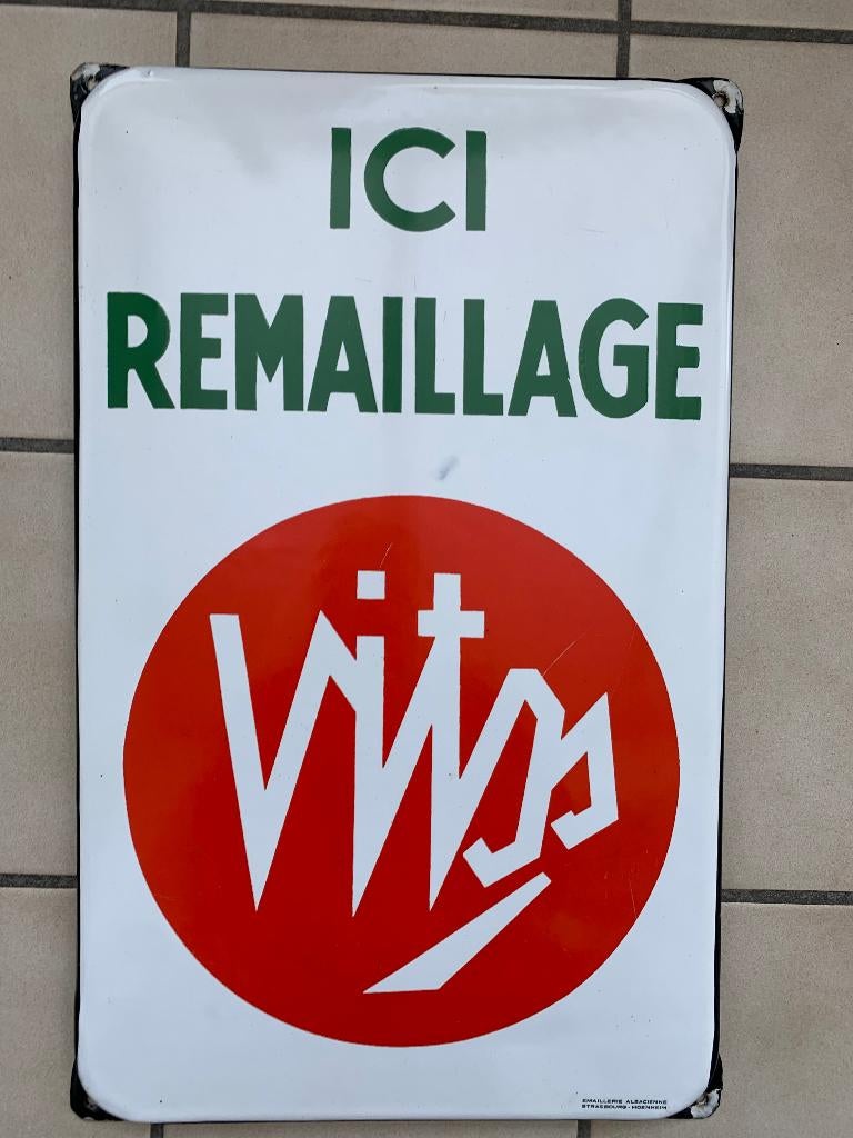 Rare plaque émaillée remaillage VITO'S VITOS, Collections, Marques & Objets publicitaires, Comme neuf, Panneau publicitaire, Enlèvement ou Envoi