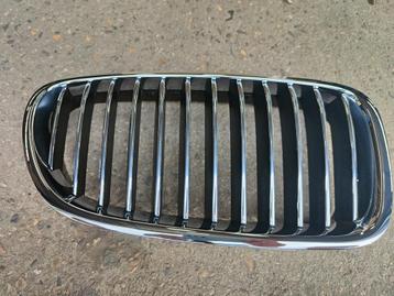 Grille chroom chrome rechts BMW 5 serie F10 F11 beschikbaar voor biedingen