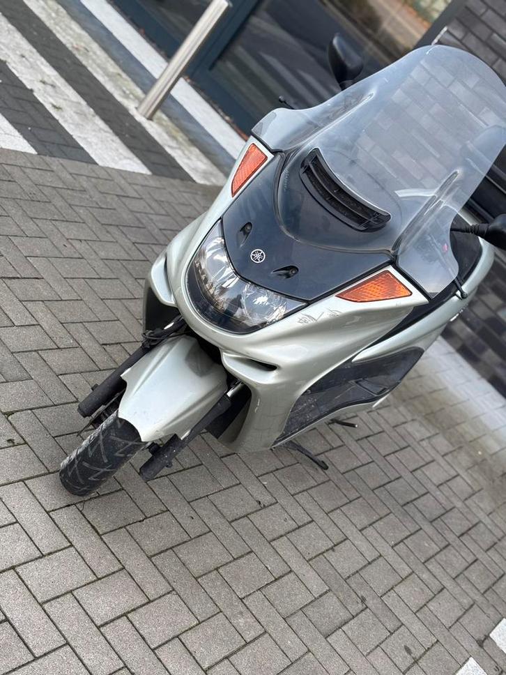 Yamaha Majesty, Fietsen en Brommers, Scooters | Peugeot, Zo goed als nieuw, Benzine, Ophalen