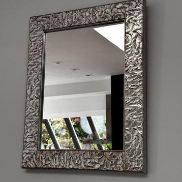 Spiegel van Deknudt - 51cm x 40 cm -frame hout