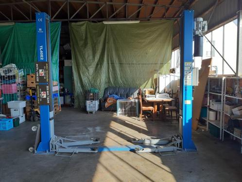 2 koloms auto-hefbrug - 4000 Kg, Auto diversen, Autogereedschap, Zo goed als nieuw, Ophalen