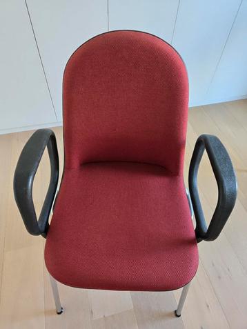 Prachtige vintage armstoel Anno 1970.Getekend genummerd  beschikbaar voor biedingen