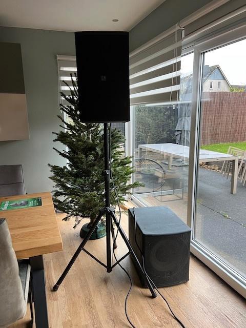 DISCO-BAR voor starter en of kleine feestjes, Muziek en Instrumenten, Dj-sets en Draaitafels, Zo goed als nieuw, Dj-set, Overige merken