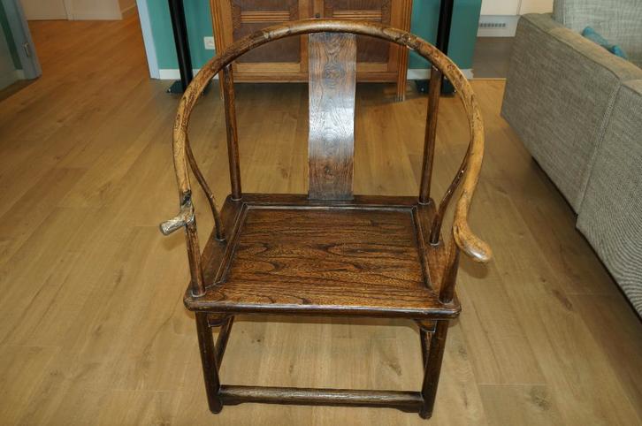 Stoel met mooie ronde leuning, Huis en Inrichting, Stoelen, Gebruikt, Eén, Hout, Bruin, Ophalen