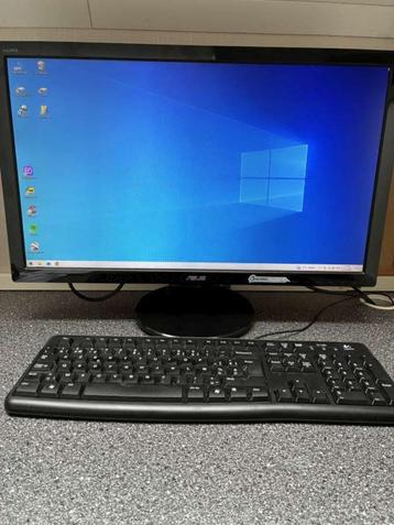 Volledige intel pc met scherm, boxen, toetsenbord en muis beschikbaar voor biedingen