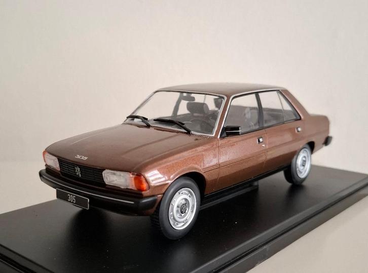 Peugeot 305 -- 1977 --, Hobby en Vrije tijd, Modelauto's | 1:24, Nieuw, Auto, Overige merken, Ophalen of Verzenden