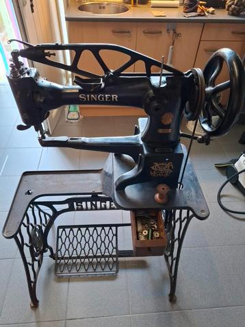 Naaimachine voor leder, Antiek en Kunst, Antiek | Naaimachines, Ophalen