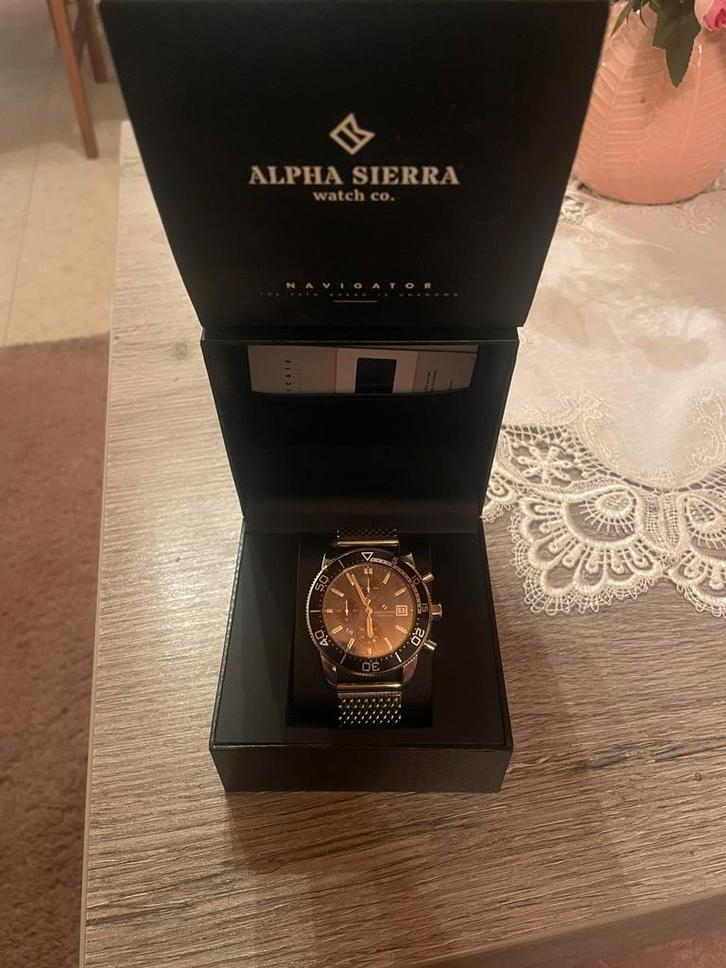 Montre Alpha Sierra Navigator, Handtassen en Accessoires, Horloges | Heren, Ophalen of Verzenden