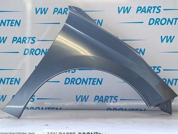 Scherm rechts-voor van een Peugeot 207 beschikbaar voor biedingen