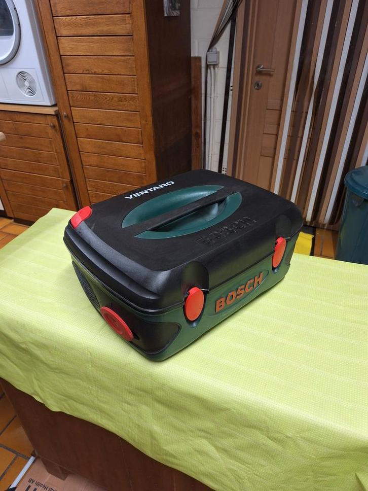 Schuurmachine van Bosch met stofafzuiging. Niet gebruikt!, Tuin en Terras, Robotmaaiers, Ophalen