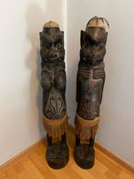 Twee Afrikaanse houten beelden - hoogte 103 cm, Enlèvement