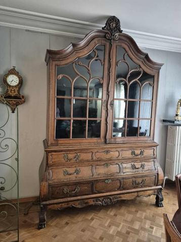 Bibliothèque hollandaise/Vaisselier Style Louis XV beschikbaar voor biedingen
