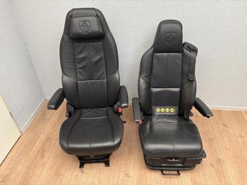 Scania set leren stoelen  beschikbaar voor biedingen
