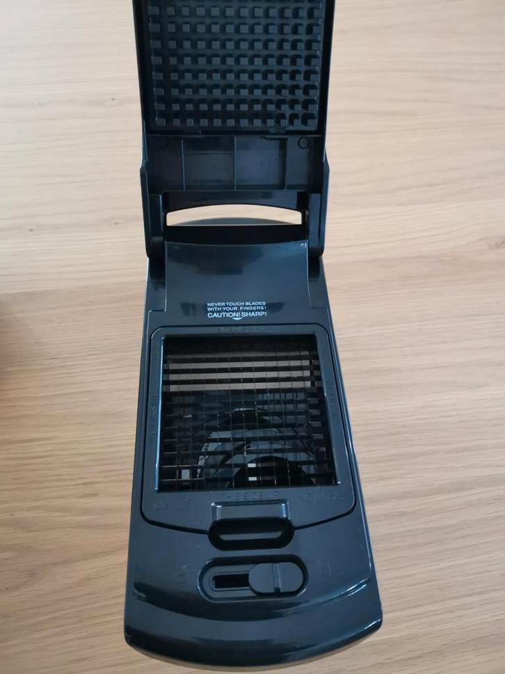 NIEUW:Fullstar 4 in 1 chopper  veelzijdige groenten hakker, Maison & Meubles, Cuisine | Ustensiles de cuisine, Neuf, Enlèvement