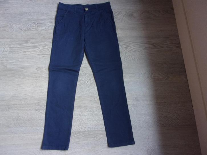 SPLINTERNIEUWE lange jongensbroek. Maat 146, Kinderen en Baby's, Kinderkleding | Maat 146, Nieuw, Jongen, Broek, Ophalen of Verzenden