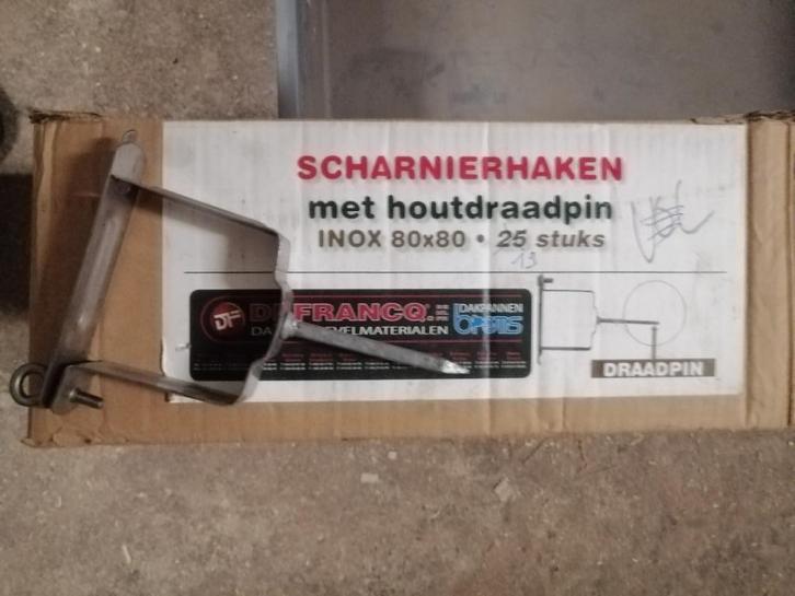 INOX vierkante scharnierhaken voor zinken regenpijpen 80x80, Doe-het-zelf en Bouw, IJzerwaren en Bevestigingsmiddelen, Nieuw, Overige typen
