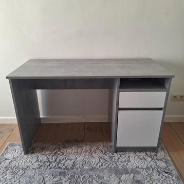 Bureau Billund beschikbaar voor biedingen