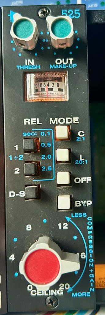 API 525 compressor, TV, Hi-fi & Vidéo, Appareils professionnels, Comme neuf, Audio, Enlèvement ou Envoi