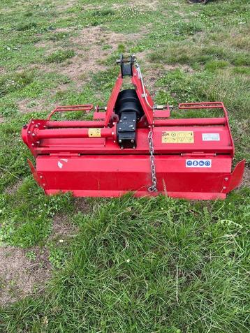 **profecionele 3punts frees 125cm werkbreedte 5x gebruikt!** beschikbaar voor biedingen