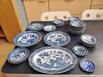 losse stukken servies delfst blauw chinees blue willow, Antiek en Kunst, Ophalen of Verzenden