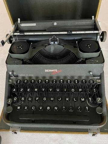 Machine à écrire vintage Hermes 2000, Divers, Machines à écrire, Enlèvement, Utilisé
