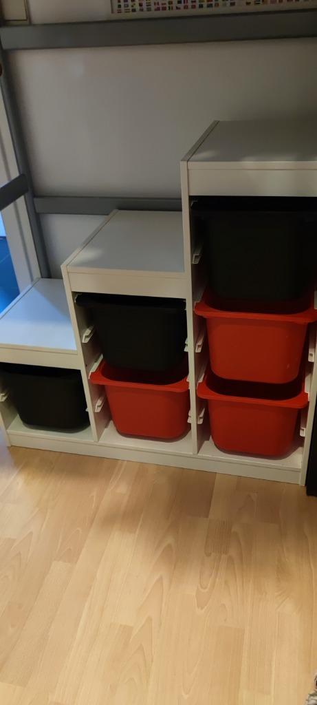 IKEA witte kast Trofast kast trapmodel met en zonder bakken, Enfants & Bébés, Chambre d'enfant | Commodes & Armoires, Utilisé