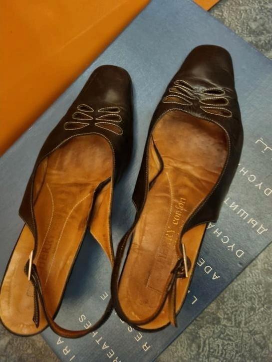 Sandales habillées ouvertes à l'arrière pointure 39, Vêtements | Femmes, Chaussures, Porté, Sandales et Mûles, Noir, Enlèvement ou Envoi