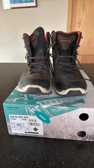 Lowa Malta wandelschoenen M45  beschikbaar voor biedingen