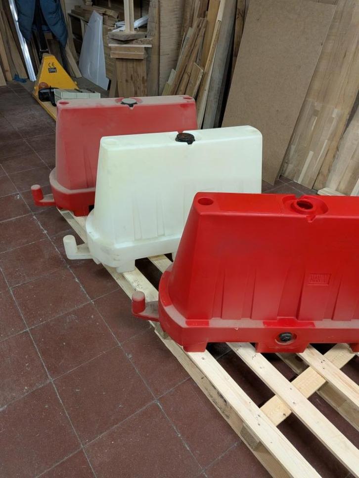 Séparateurs de voie, Autos : Divers, Autos divers Autre, Enlèvement