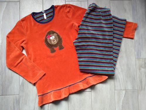 ✿ M140 - Woody winterpyjama velours thema beer, Enfants & Bébés, Vêtements enfant | Taille 140, Utilisé, Fille, Vêtements de nuit ou Sous-vêtements