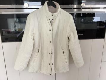 Heel mooie dames jas, maat 40, omkeerbaar te dragen beschikbaar voor biedingen