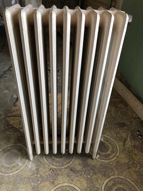 Vintage Gietijzeren radiatoren 8 stuks, Doe-het-zelf en Bouw, Verwarming en Radiatoren, Ophalen