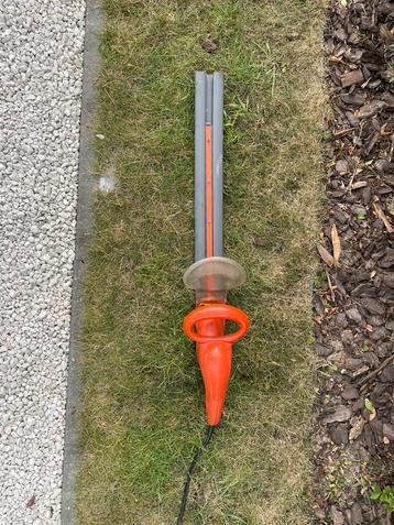 Elektrische haagschaar - in goeie staat beschikbaar voor biedingen