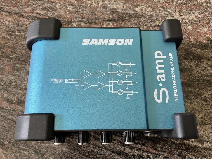 Hoofdtelefoon splitter 4 kanaals, Audio, Tv en Foto, Versterkers en Ontvangers, Nieuw, Stereo, Ophalen of Verzenden