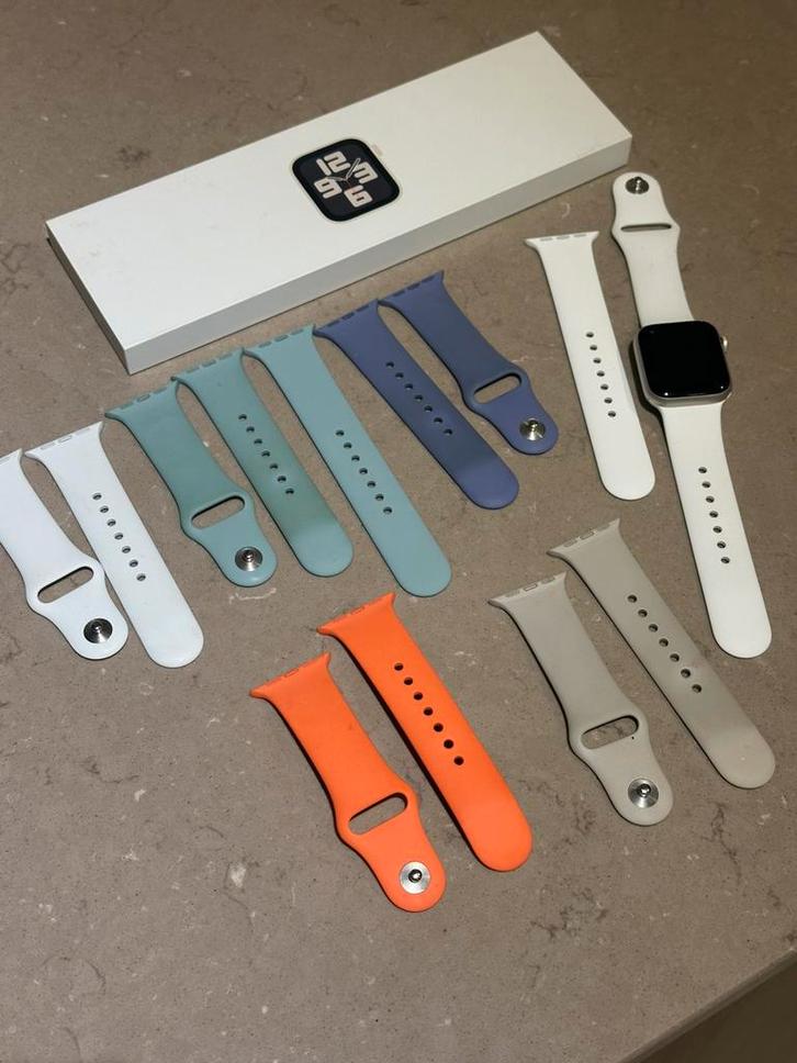 Apple watch SE 2e generatie cellular 40 mm, Handtassen en Accessoires, Smartwatches, Zo goed als nieuw, Ophalen