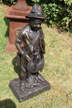 Schitterend bronzen beeld (de jagerszoon), Brons, Ophalen