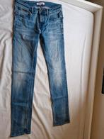 Tommy hilfiger skeany jeans w29 l34, Kleding | Heren, Spijkerbroeken en Jeans, Zo goed als nieuw, Ophalen