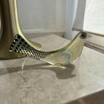 Abraham Palatnik lucite vogel, Ophalen