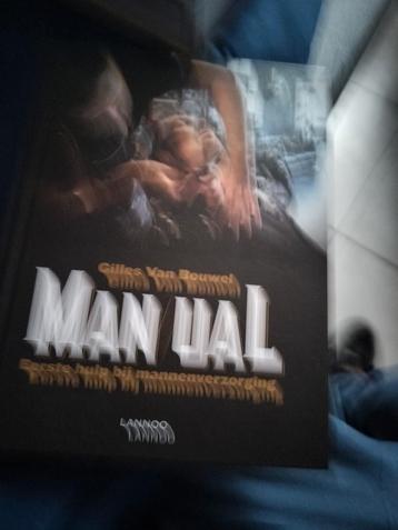 Man/ual beschikbaar voor biedingen