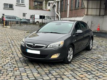 Opel astra 1.7cdti EURO5 233.000km / 2010